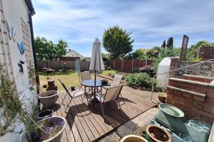 Garden - click for photo gallery
